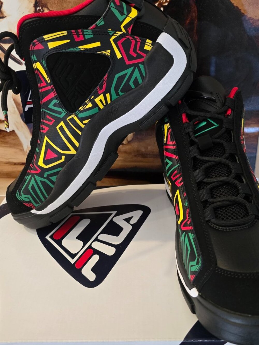 FILA - Men's Grant Hill 2 Shoes (1BM01260 041) Black / Multi Men's US 10.5 NEW